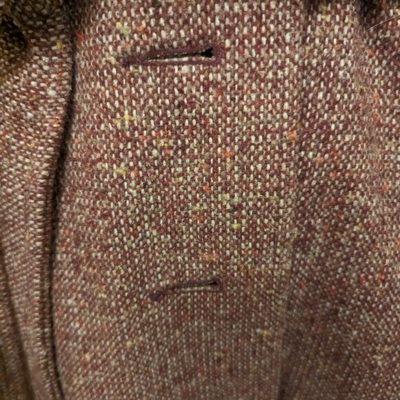VINTAGE wool trench coat, burgundy tweed, burgundy lining - Picture 3 of 15